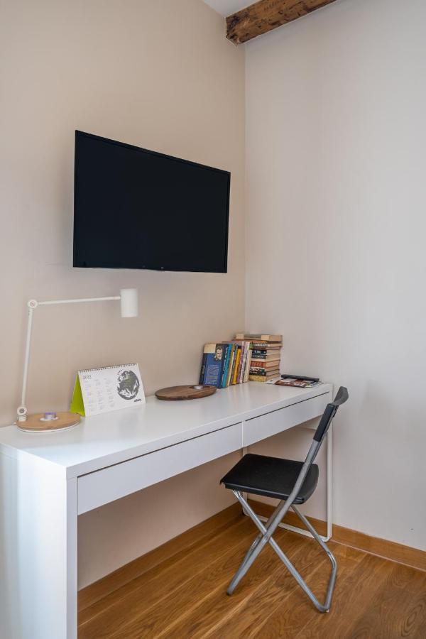 Trendy Top-Floor Stay In Heart Of Riga, Near Bars & Culture Exterior photo