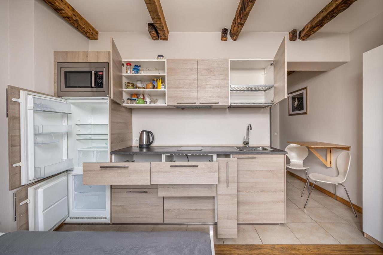 Trendy Top-Floor Stay In Heart Of Riga, Near Bars & Culture Exterior photo