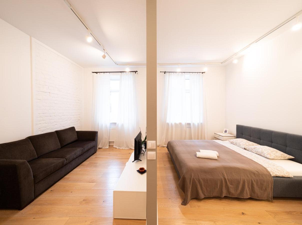 Trendy Top-Floor Stay In Heart Of Riga, Near Bars & Culture Exterior photo